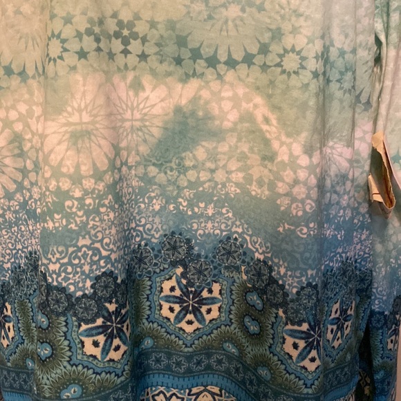 One World top - Picture 4 of 15